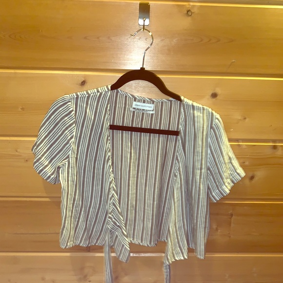 Urban Outfitters Wrap Top - Picture 1 of 4